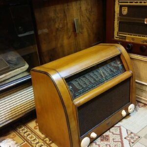 فروش رادیو گرام قدیمی