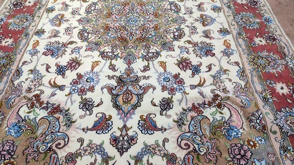 سمساری فرش دستباف در غرب تهران